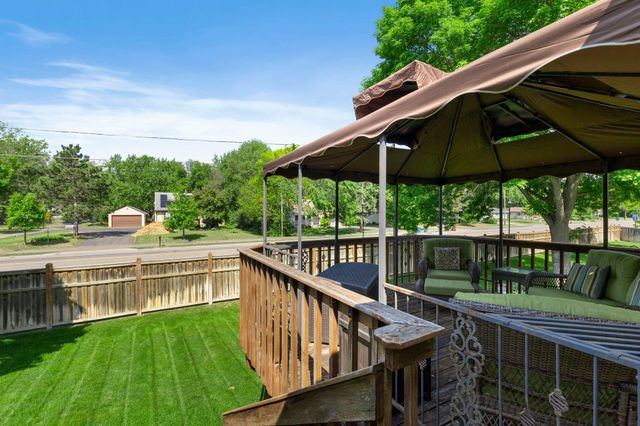 11721 Colorado Avenue N, Champlin, MN 55316