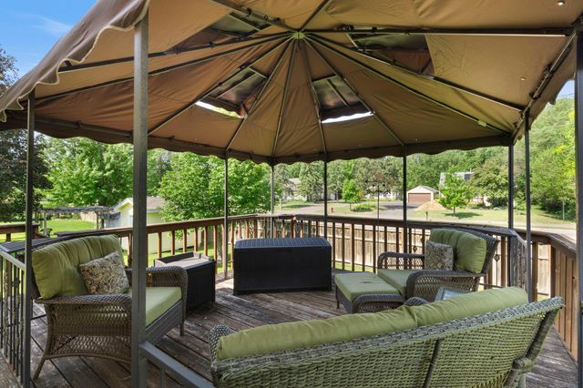 11721 Colorado Avenue N, Champlin, MN 55316