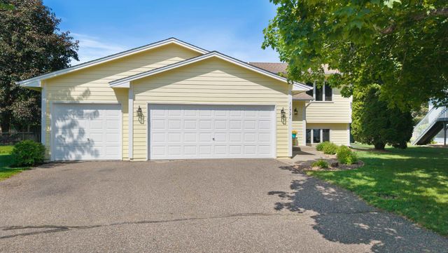 11721 Colorado Avenue N, Champlin, MN 55316
