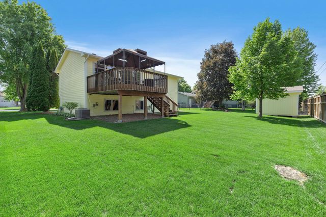 11721 Colorado Avenue N, Champlin, MN 55316