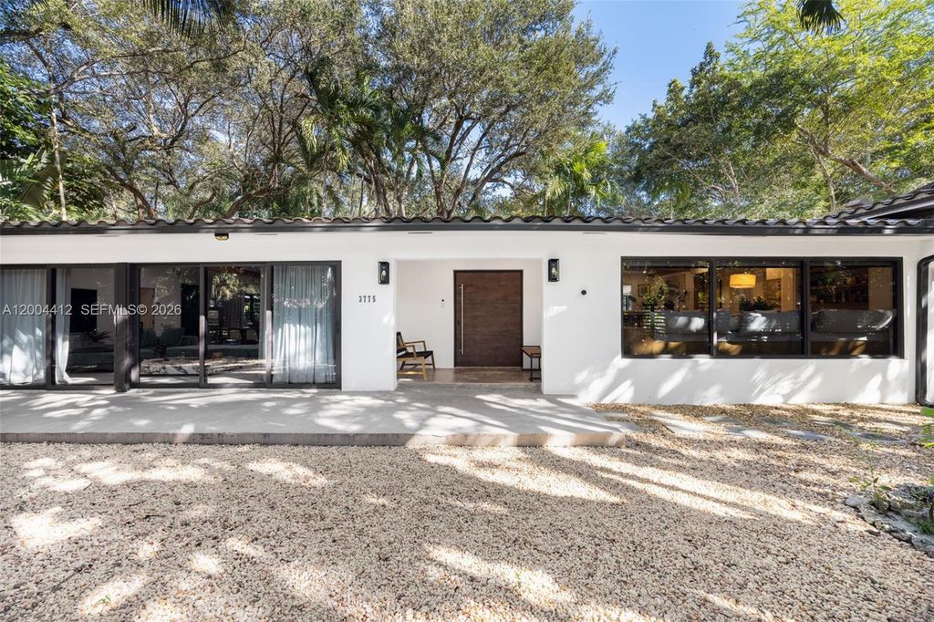 3775 S Le Jeune Rd, Miami, FL 33146