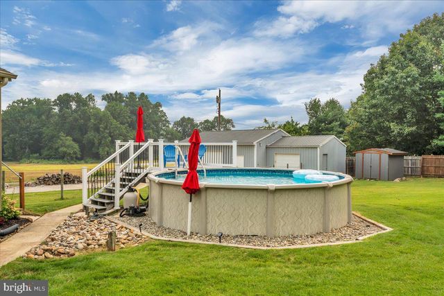 76 E TOMLIN STATION RD, Mickleton, NJ 08056