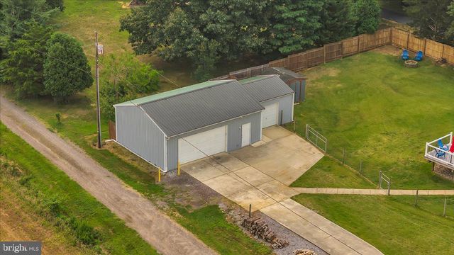 76 E TOMLIN STATION RD, Mickleton, NJ 08056
