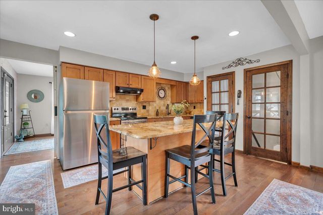 76 E TOMLIN STATION RD, Mickleton, NJ 08056