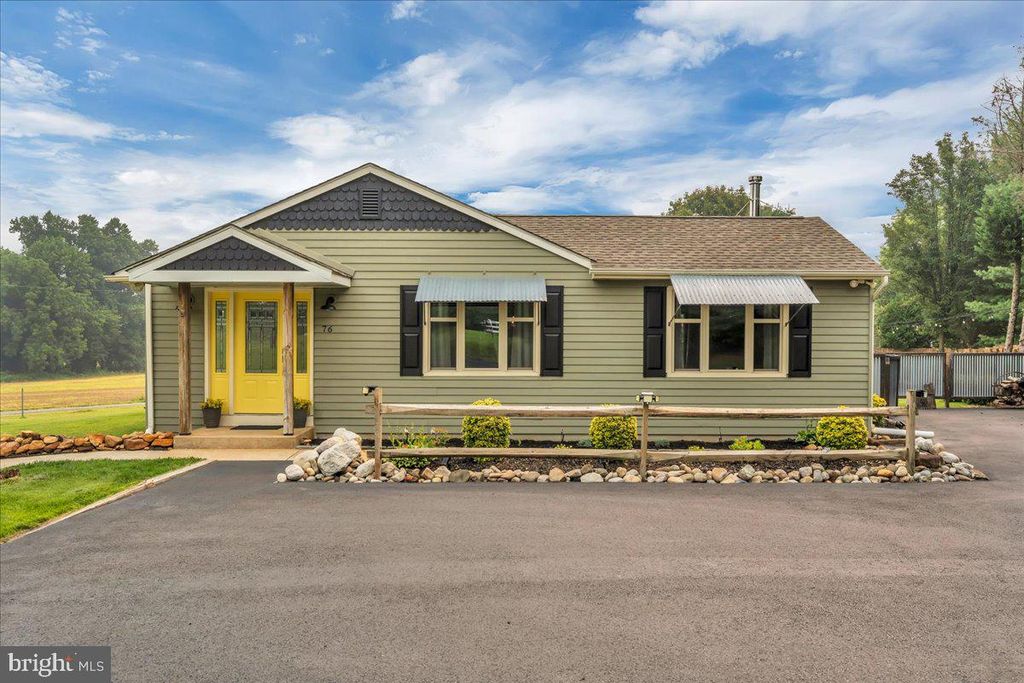 76 E TOMLIN STATION RD, Mickleton, NJ 08056