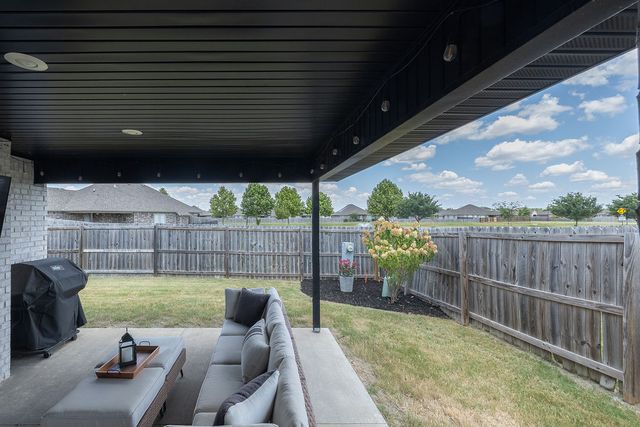 4502 W Barhem Drive, Fayetteville, AR 72704