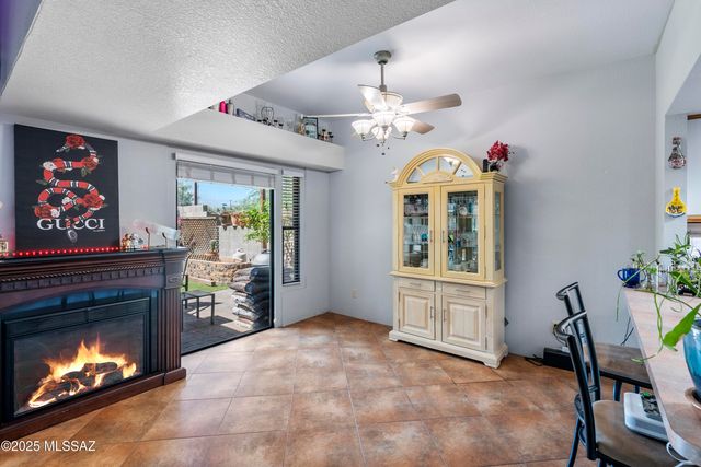 2162 E Barrett Lane, Tucson, AZ 85719