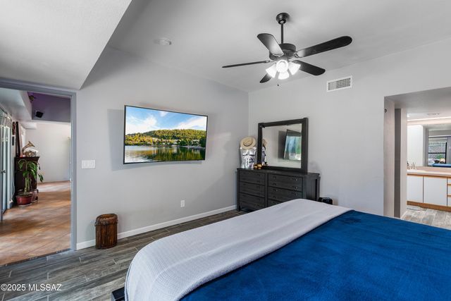 2162 E Barrett Lane, Tucson, AZ 85719