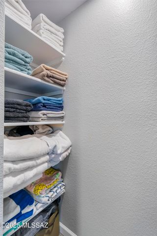 2162 E Barrett Lane, Tucson, AZ 85719