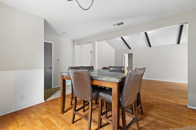 133 Bolerio, Universal City, TX 78148