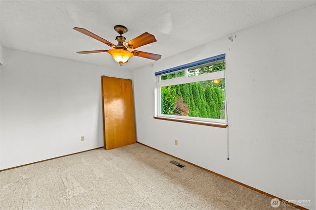 18911 9th Avenue Ct E, Spanaway, WA 98387