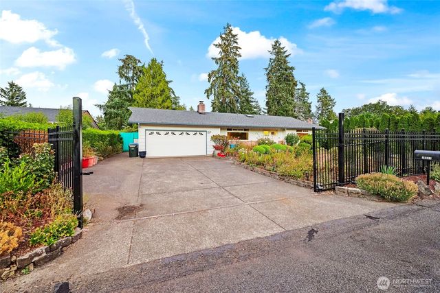 18911 9th Avenue Ct E, Spanaway, WA 98387