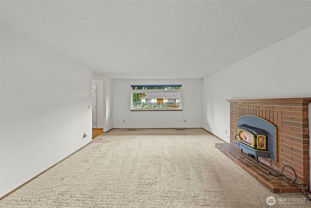 18911 9th Avenue Ct E, Spanaway, WA 98387