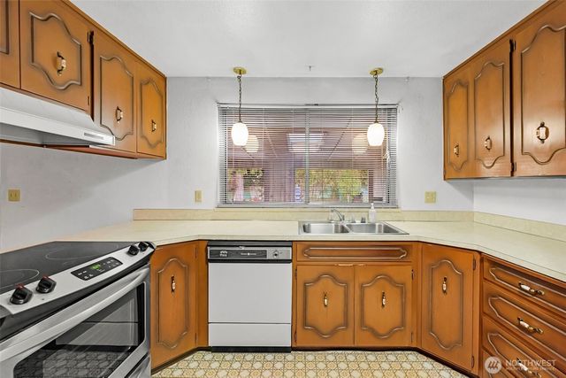 18911 9th Avenue Ct E, Spanaway, WA 98387