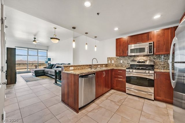 150 Las Vegas Boulevard 1501, Las Vegas, NV 89101