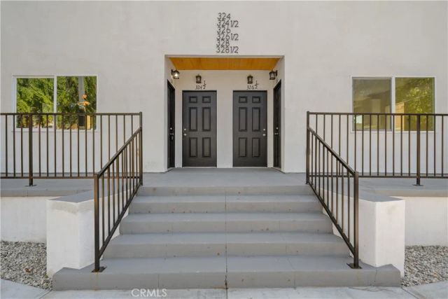 324 W 51st St, Los Angeles, CA 90037