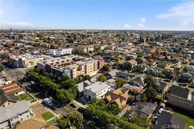324 W 51st St, Los Angeles, CA 90037