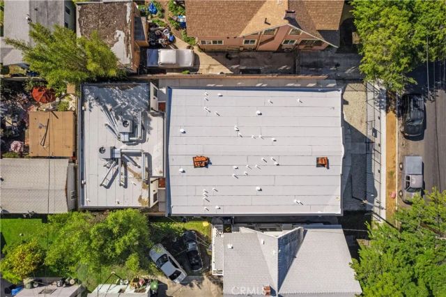 324 W 51st St, Los Angeles, CA 90037