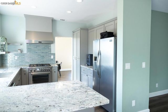 126 Barington Dr, Vallejo, CA 94591