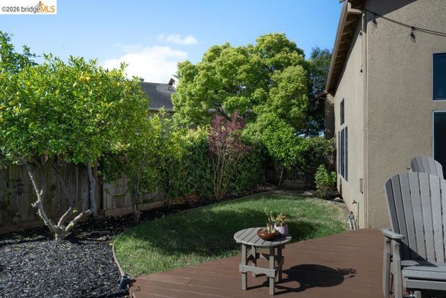 126 Barington Dr, Vallejo, CA 94591
