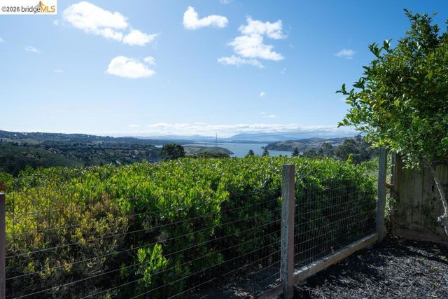 126 Barington Dr, Vallejo, CA 94591