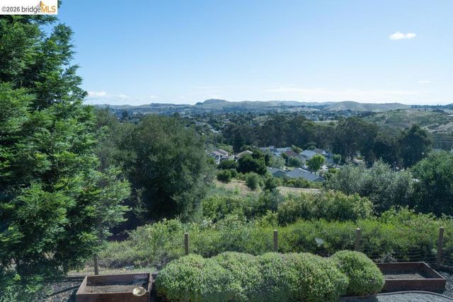 126 Barington Dr, Vallejo, CA 94591