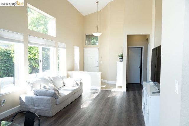 126 Barington Dr, Vallejo, CA 94591