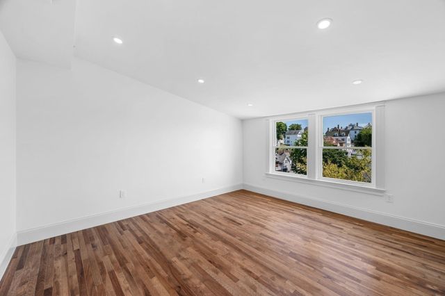 58 Granite Street 4, Gloucester, MA 01930