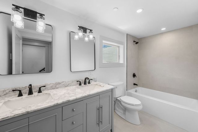 58 Granite Street 4, Gloucester, MA 01930