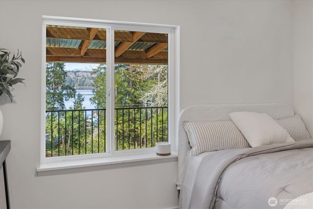 18280 E State Route 106, Belfair, WA 98528