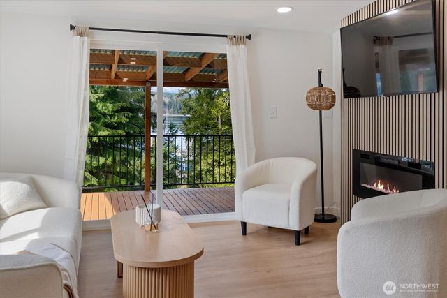 18280 E State Route 106, Belfair, WA 98528