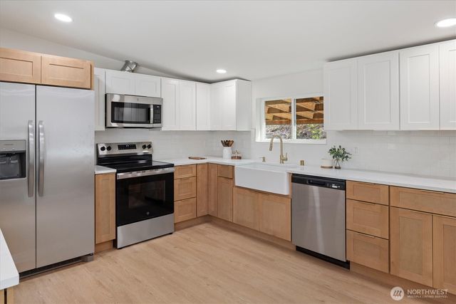 18280 E State Route 106, Belfair, WA 98528