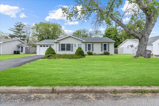 305 6th Street, Waretown, NJ 08758