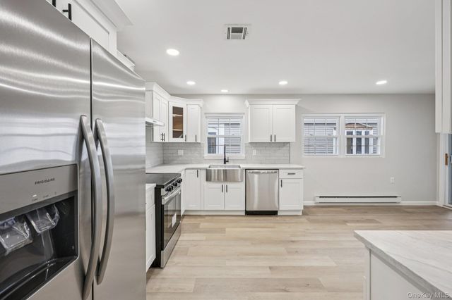 151 Laurance Lane, Ridge, NY 11961