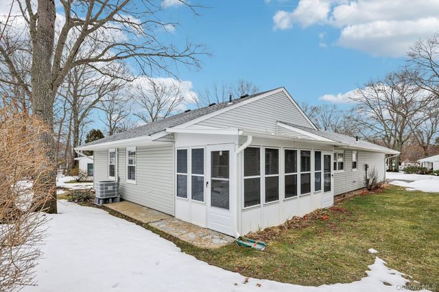 151 Laurance Lane, Ridge, NY 11961