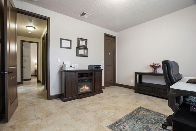 6036 N Sandia Court NE, Rio Rancho, NM 87144