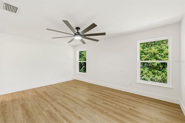 1434 HAGEN AVENUE, Dunedin, FL 34698