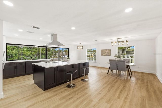 1434 HAGEN AVENUE, Dunedin, FL 34698