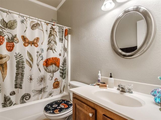 9500 Jennifer Drive, Oklahoma City, OK 73165