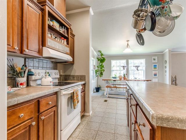 9500 Jennifer Drive, Oklahoma City, OK 73165