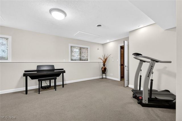 13817 Lakewood Heights Boulevard, Lakewood, OH 44107