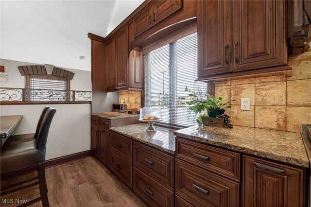 13817 Lakewood Heights Boulevard, Lakewood, OH 44107