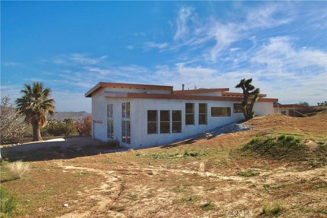 55149 Hoopa Trail, Yucca Valley, CA 92284