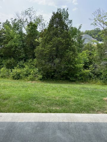 2944 Mallard Dr, Lebanon, TN 37090