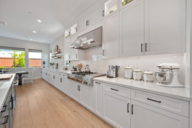 3532 Panorama St, Folsom, CA 95630