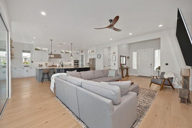 3532 Panorama St, Folsom, CA 95630