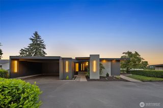 212 Hi Crest Drive, Auburn, WA 98001