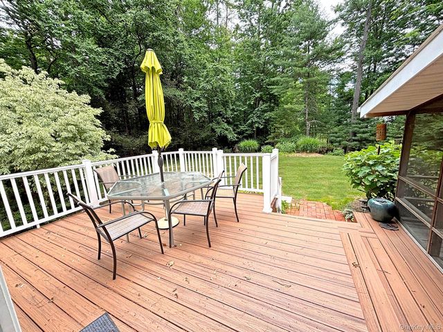 24 Ryan Drive, West Hurley, NY 12491