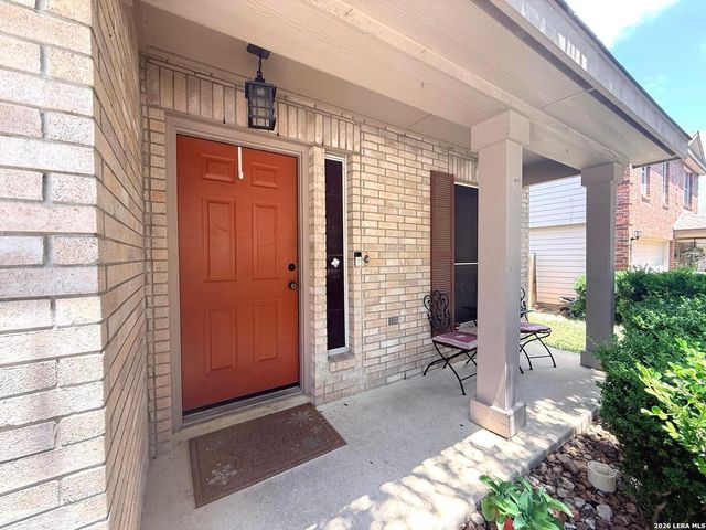 10526 Springwood Sq, Universal City, TX 78148