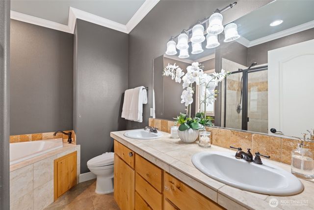 118 Peninsula, Kelso, WA 98626